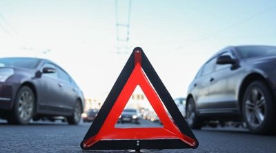 Bərdədə avtomobil aşdı - Sürücü xəsarət aldı