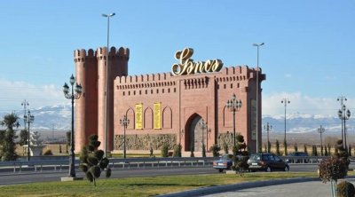 Gəncədə ər küçədə arvadını bıçaqladı