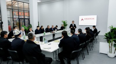 Qırğız nümayəndə heyəti “Abşeron” Ticarət Mərkəzində sahibkarlarla görüşdü - FOTO