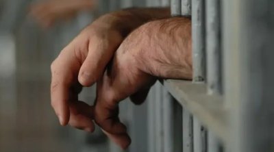 4-cü dəfə həbsxanadan qaçdı - VİDEO