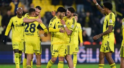 “Fənərbağça” “Konyaspor”u darmadağın etdi