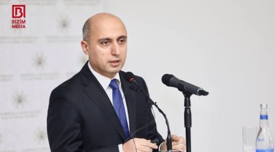 Emin Əmrullayev: “Universitet tələbə sayını azaldıb, təhsilin keyfiyyətini artırmalıdır”