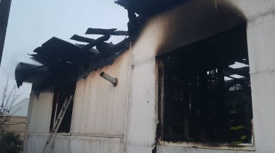 “Evdə hər şey yanıb külə dönüb, pullarım, qızıllarım…” - Göyçayda yanan evin sahibləri DANIŞDI