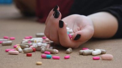 48 yaşlı qadın dərmandan ZƏHƏRLƏNDİ