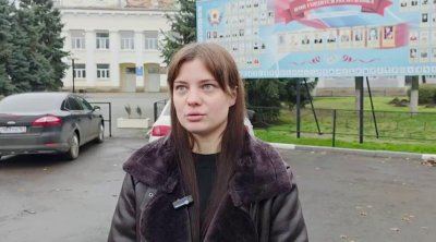 Zelenski rus vətəndaşlığı alan idmançını prezident təqaüdündən məhrum etdi