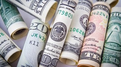 Bugünkü MƏZƏNNƏ: Avro ucuzlaşdı, rus rublu bahalaşdı