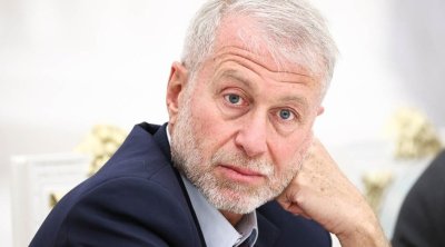 Abramoviç "Çelsi" satışından əldə olunan pulları Ukraynaya köçürməkdən imtina etdi
