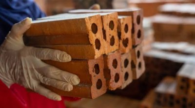 Ötən il tikinti kərpiclərinin istehsalı artıb