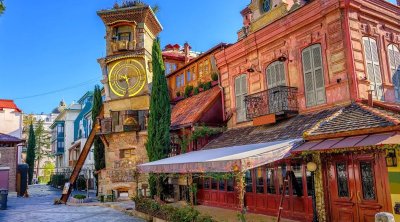 Gürcüstanda bəzi turizm obyektləri bağlanıb