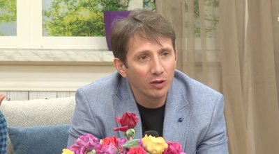 Azər Axşamın hava limanında başına iş gəldi &ndash; VİDEO