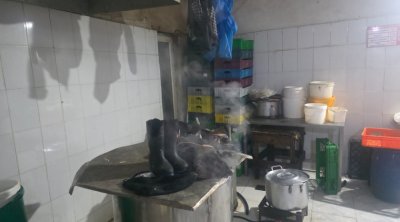 Masazırda qanunsuz fəaliyyət göstərən quş kəsimi sexi aşkarlandı - FOTO