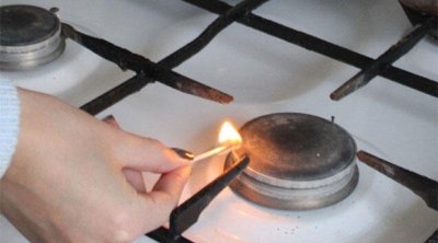 Sumqayıtda ağac qaz xəttinin üzərinə aşdı - 650 abonent qazsız qaldı