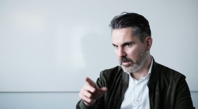 Avropalı deputat Ursula fon der Lyayeni məhkəməyə verdi