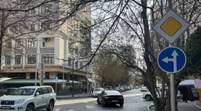 Biləcəridə iki küçənin kəsişməsində yol hərəkəti yenidən təşkil olunub - FOTO