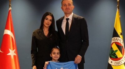 &ldquo;Beşiktaş&rdquo;ın qapıçısı &ldquo;Fənərbağça&rdquo;ya keçdi