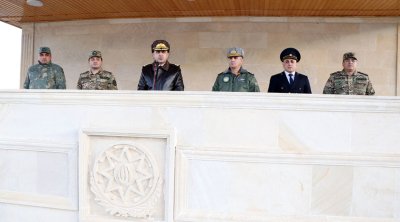 HHQ komandanı və Hərbi prokuror hərbi hissələrdə - FOTO