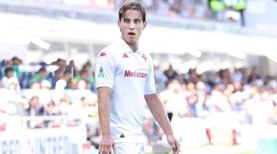 "Roma" səhhətində problem yaranan futbolçunu SATDI