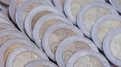 İnşaat işçisinin bəxti gətirdi: Cibindəki 2 avroya bir mənzil aldı