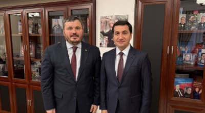 Hikmət Hacıyev Ukrayna səfiri ilə GÖRÜŞDÜ