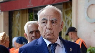 Hacıbala Abutalıbov Bakıdan köçüb, bu kənddə yaşayır