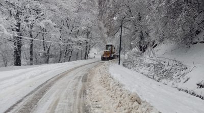Lənkəran&ndash;Lerik yolu qardan təmizlənir