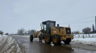 Cəlilabad&ndash;Yardımlı avtomobil yolu qardan təmizləndi &ndash; FOTO