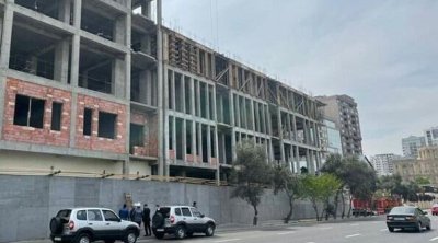 Binadan başına yük düşdü, öldü