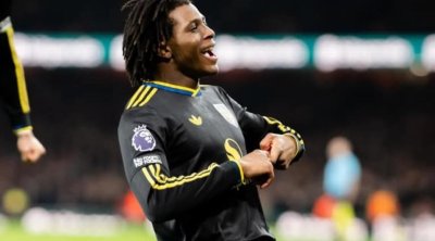 "Mançester Yunayted" səfərdə "Arsenal"ı məğlub etdi