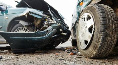 Qəbələdə ağır qəza - 28 yaşlı sürücü həlak oldu