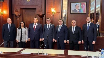 Gideon Saar Milli Məclisdə - FOTO