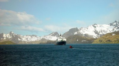 Turist 400-dən çox adanı gəzdi və onlardan ən yaxşısını seçdi – FOTO