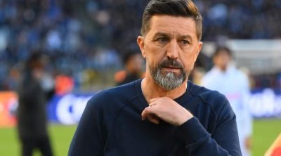 "Anderlext" baş məşqçini istefaya göndərdi