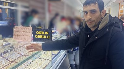 Evə pəncərədən daxil olub qızılları oğurladı, mağazaya aparıb satdı – ANBAAN VİDEO
