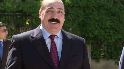 Şəmsi Səmədzadə axtarışa verildi