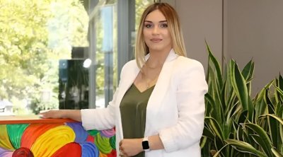 Zərərçəkənlər dələduzluqda təqsirləndirilən bağça direktorunun əməllərindən DANIŞDILAR