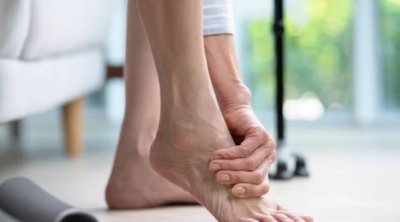 Ayaqlarda keyimə niyə yaranır?