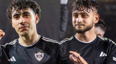 Qurban Qurbanov Bəhlul və Nərimanı heyətdən kənarda saxladı