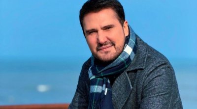 "Atalarımız kimi kişi ola bilmirik"