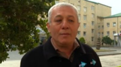 Şagirdi tərəfindən güllələnən müəllimin atası DANIŞDI &ndash; VİDEO