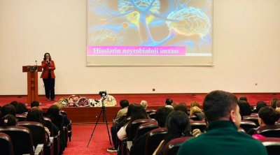 Psixoloji, fizioloji və mənəvi inkişaf BİR ARADA - &ldquo;Beynin Kodları və Şəxsi İnkişaf&rdquo; konfransı KEÇİRİLDİ &ndash; FOTO