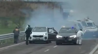 İtaliyada film kimi OĞURLUQ &ndash; İnkassator maşınını belə soydular &ndash; ANBAAN VİDEO