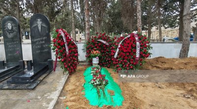 Fəzail Ağamalı dəfn edildi
