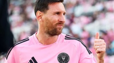Messi yoldaşlıq oyunu zamanı zədələndi - VİDEO