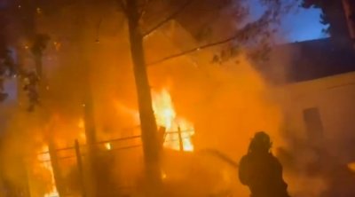 Sumqayıtda ayaqqabı təmiri köşkü YANDI - VİDEO