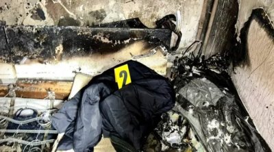 Anası pul vermədi, atasını benzin töküb yandırdı