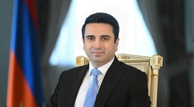 Alen Simonyandan Kremlə sərt mesaj: Verməyəcəyik