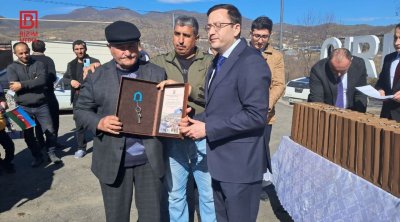 Hadrut və Qırmızı Bazarda daha 30 ailəyə evlərinin açarları təqdim olundu &ndash; FOTO