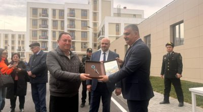 Ağdam şəhərində 120 ailəyə mənzillərinin açarları təqdim olundu – FOTO