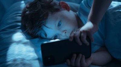 Uşaqlarımız sosial şəbələrdə gündə 5 saat vaxt keçirir - ŞOK RƏQƏMLƏR