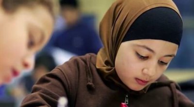 Dünyəvi məktəb mühiti: “Valideyn belə uşaqların hüquqlarını məhdudlaşdıra bilməz”